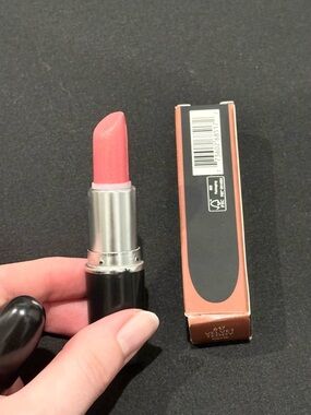 MAC Cosmetics 3-D Pink ish AND Velvet Teddy Brown ish Lipsticks.